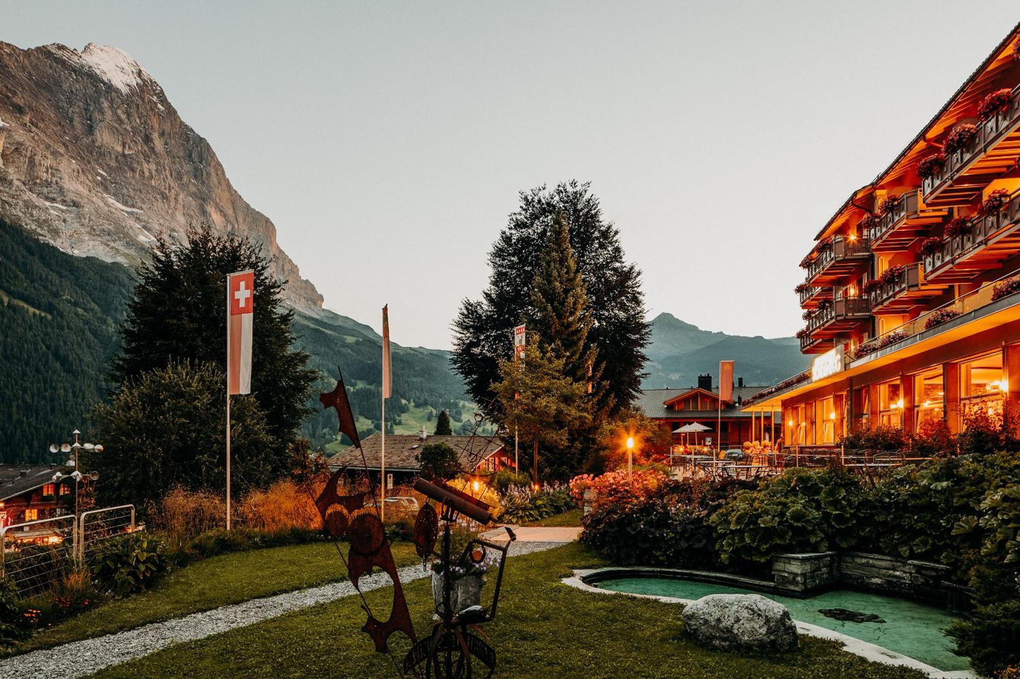 Parkhotel Schoenegg Grindelwald Bagian luar foto