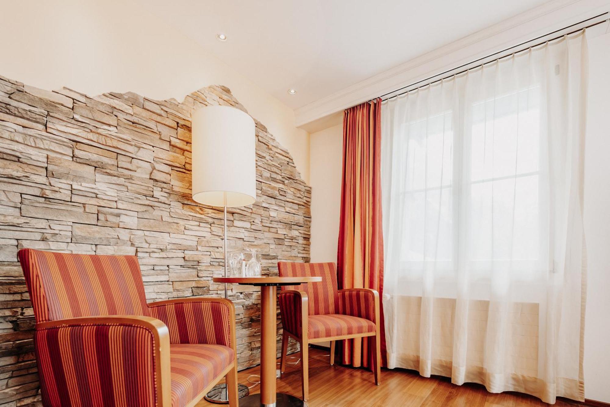 Parkhotel Schoenegg Grindelwald Ruang foto